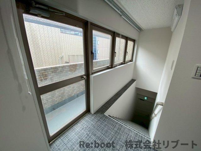 アイ・エス・ワイ国際ビルの内装