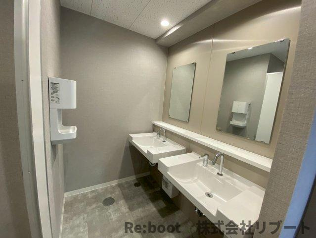 アイ・エス・ワイ国際ビルの洗面所