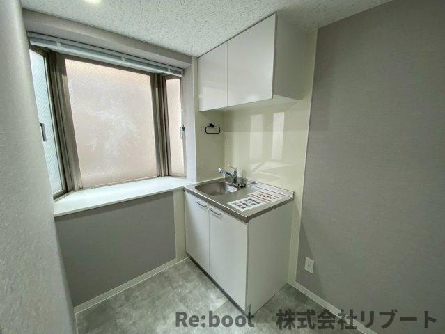 アイ・エス・ワイ国際ビルのキッチン