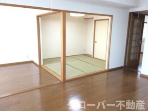 花房国分寺マンションの居間・リビング