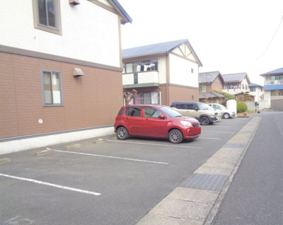 【駐車場】 | ハピネス山田 Ｂ