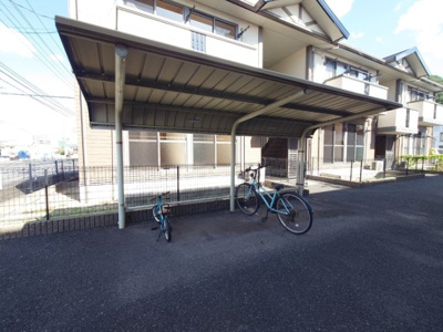 【その他共用部分】 | ハピネス山田 Ｂ | 駐輪場