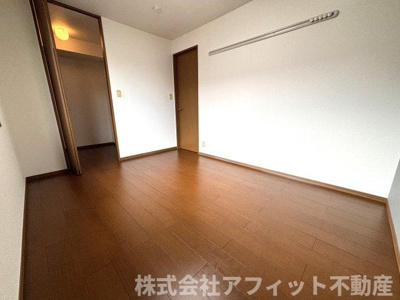 【寝室】 | ハピネス山田 Ｂ | 北側の洋室6帖