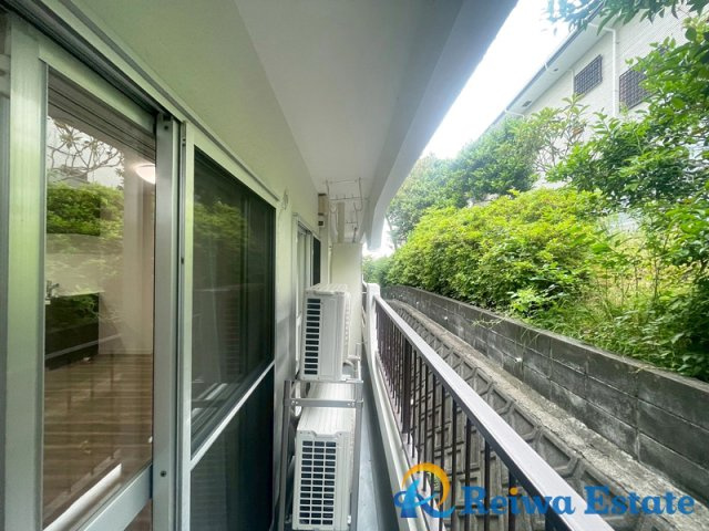 松濤ハイツのバルコニー