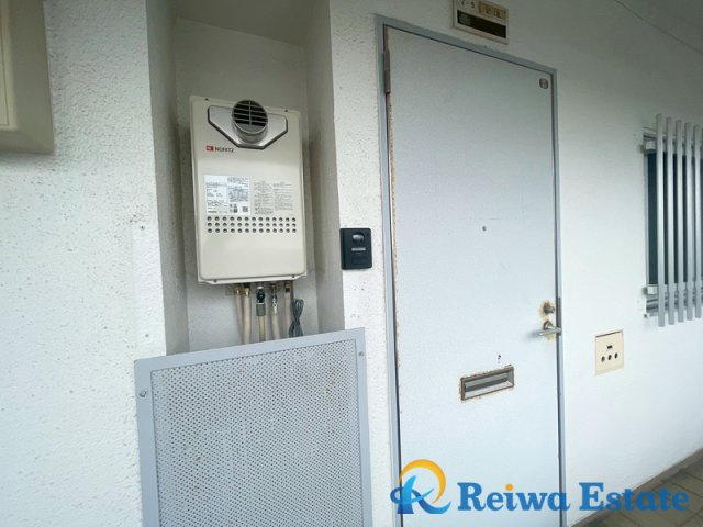 松濤ハイツの玄関