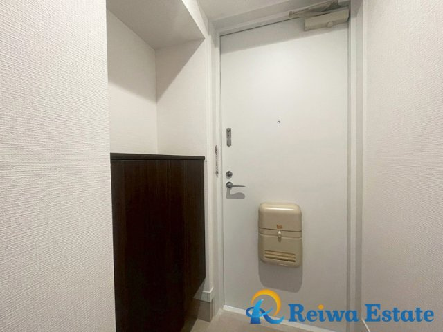 松濤ハイツの玄関