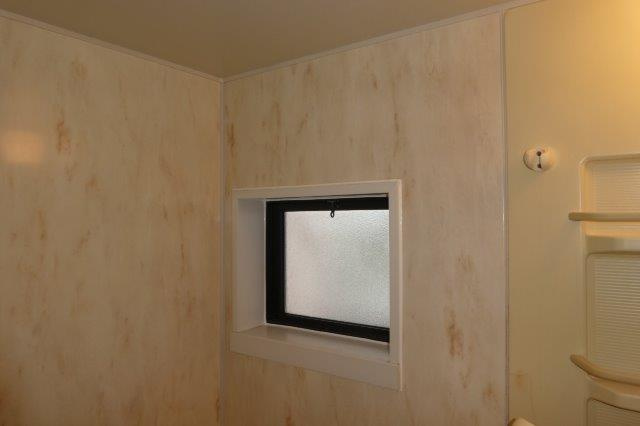 シンセラー羽田Ｂの浴室|浴室窓