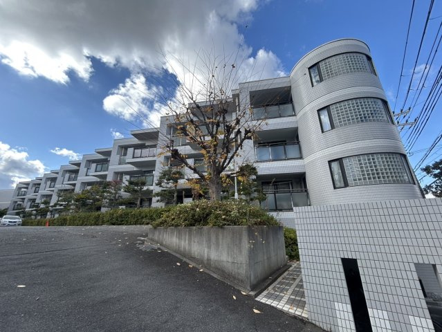 ガーデンハイツ桃山台弐番館