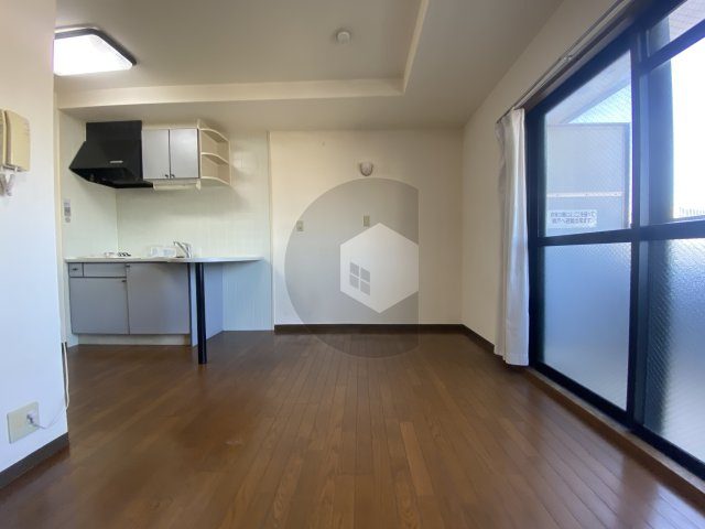 メルシィ2000の居間・リビング