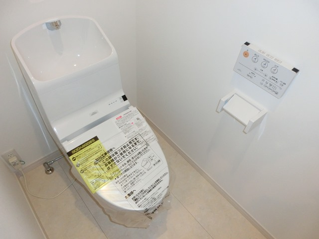 大阪市淀川区三津屋南２丁目のハイツのトイレ