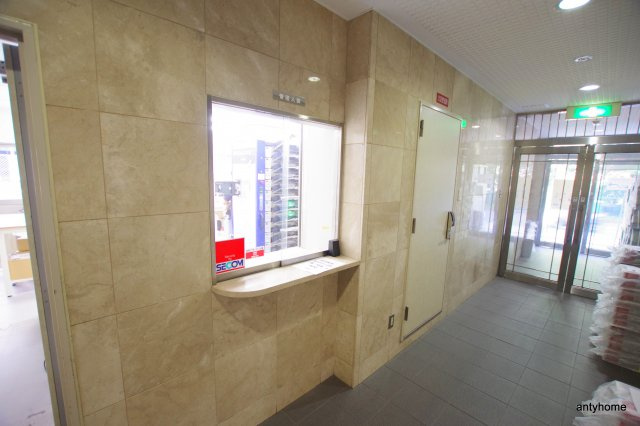 アルファ西天満　仲介手数料無料のロビー