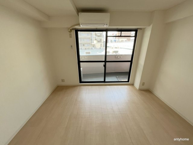 アルファ西天満　仲介手数料無料の洋室