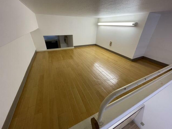 新潟県新潟市東区　1棟アパートの内装