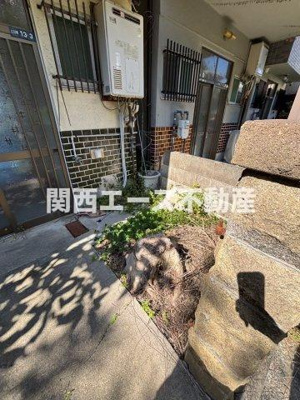  | 上六万寺町貸家