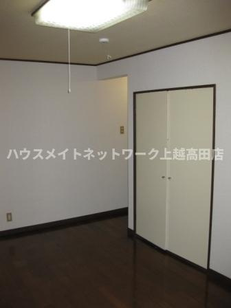 コーポあかさわの内装|洋室