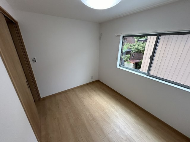 デュオ愛宕町の洋室|個人の部屋や寝室として使える洋室です
※反転の場合がございます