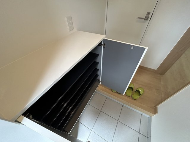 デュオ愛宕町の収納|専用の収納スペースです
※反転の場合がございます