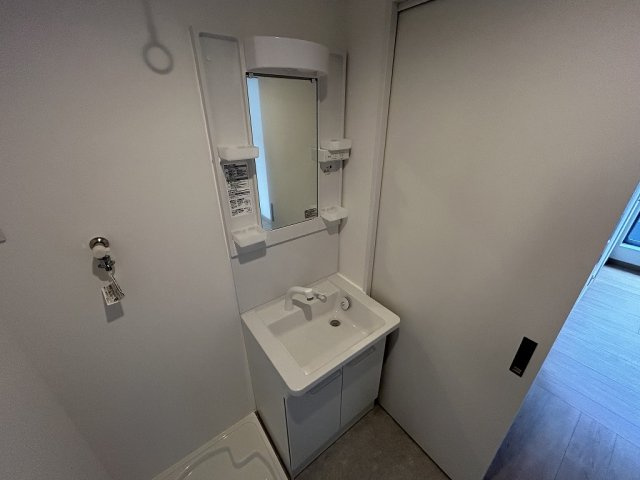 デュオ愛宕町の独立洗面台|使いやすい独立洗面台です
※反転の場合がございます