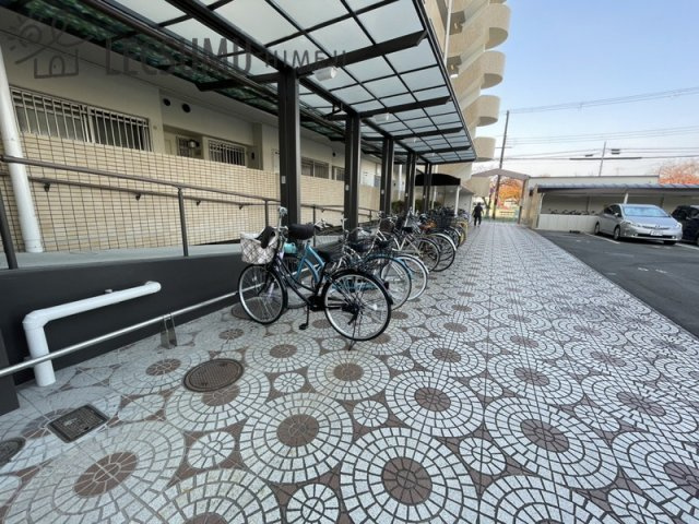 日の出ハイツの駐輪場