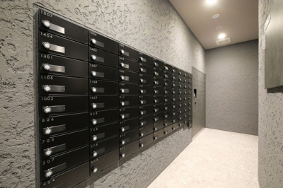 【その他共用部分】 | アーバネックス天満橋Front | 宅配ボックスです