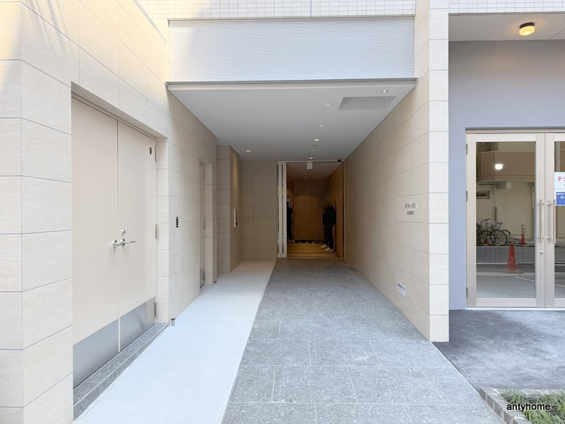 アーバネックス大阪天満宮2　仲介手数料無料のエントランス