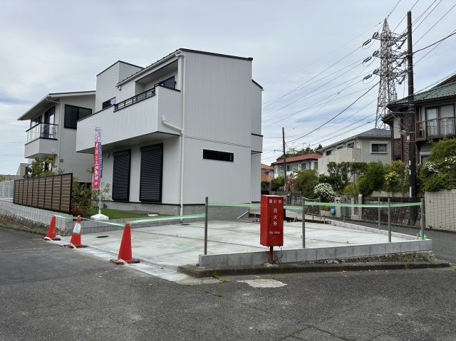 藤沢市片瀬山２丁目１２－７新築戸建の外観