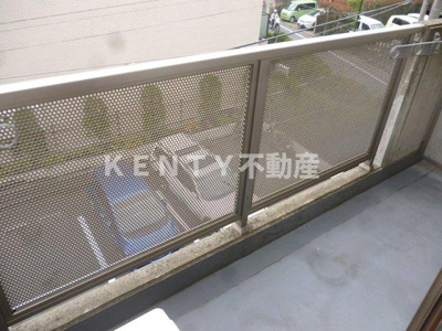 【バルコニー】 | T・REST | バルコニーからの眺めを楽しみながら食事をしませんか