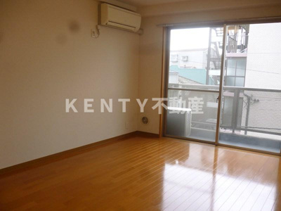 【居間・リビング】 | T・REST | リビングです