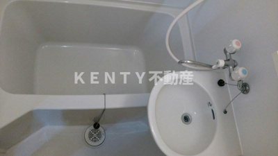 【洗面所】 | T・REST | 脱衣スペースもあります