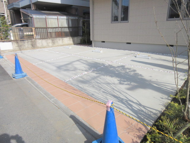 ルチルみすみＶの駐車場|★敷地内駐車場★
