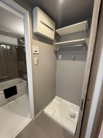 ライオンズガーデン青葉台南のランドリースペース