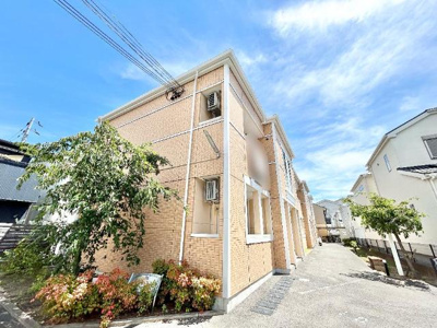 【エントランス】 | エトワール桜 | 外観写真（昼）