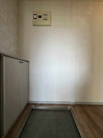 サンライフN錦A棟の玄関|落ち着いた玄関です