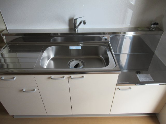 兵庫県公社　東垂水（１・２）４A号棟のキッチン|キッチンでお料理をお楽しみください