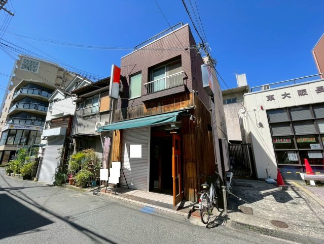 菱屋西１丁目店舗の外観