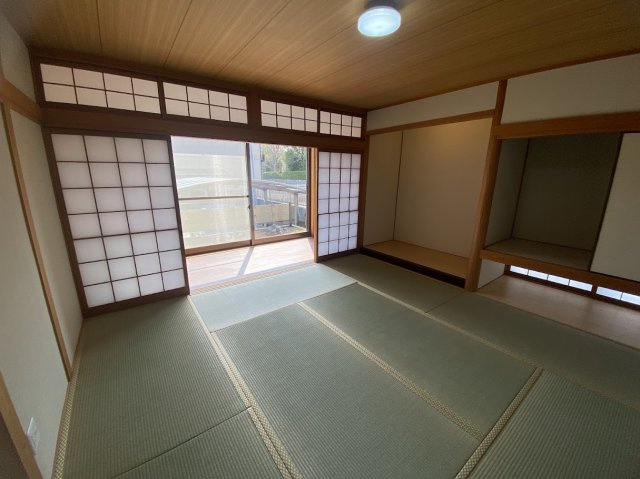 兵庫県神戸市西区宮下3丁目22-8の和室|くつろぎの場として、客間として、様々なシーンで活躍する和室です