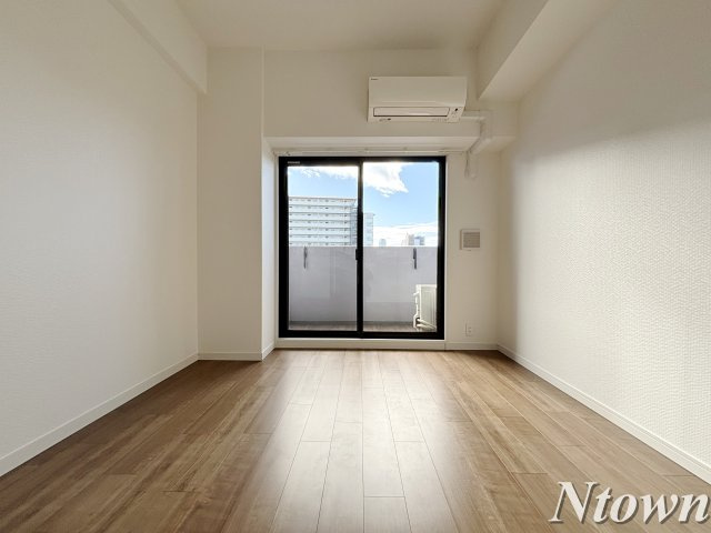 【居間・リビング】 | S-RESIDENCE浄心 | こちらの居間で趣味の時間をお楽しみください