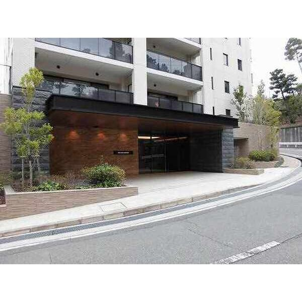 ライオンズ芦屋グランフォートのエントランス