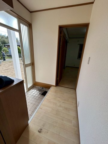 鹿嶋市大字和　中古戸建の玄関