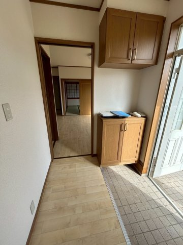 鹿嶋市大字和　中古戸建の玄関