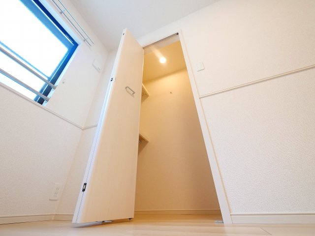 カーサ　サリチェの収納|大きなスペースがあり、収納には困りません