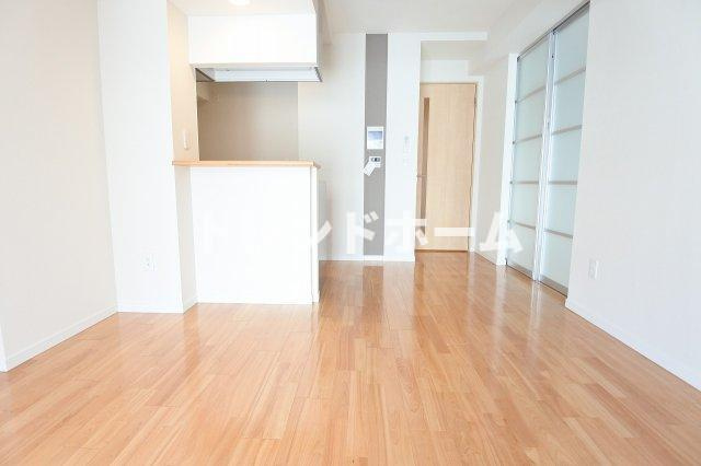 ジ・アドレス梅田の居間・リビング|選べる家電プランあり！！