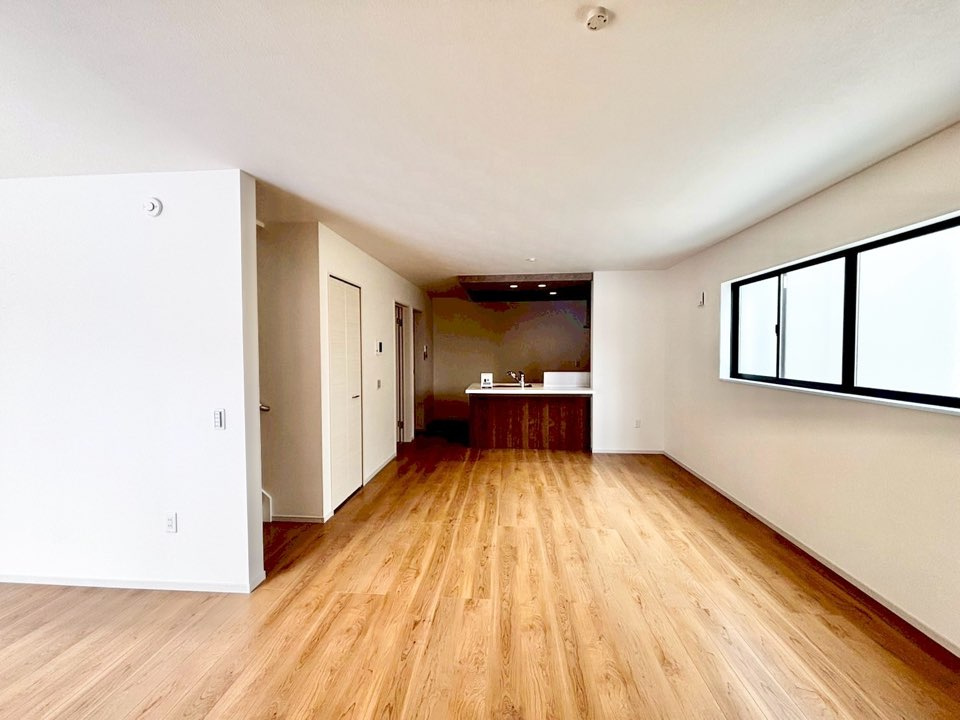 Terrechez東海市加木屋町4期　全3棟　新築戸建　3号棟の居間・リビング