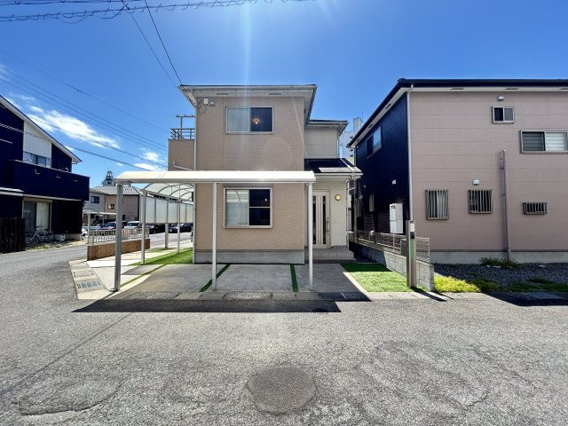 ◆リフォーム済み◆敷地広々４５坪◆角地で陽当たり・通風良好◆４LDK◆駐車４台可能◆守山市水保町の外観|外観