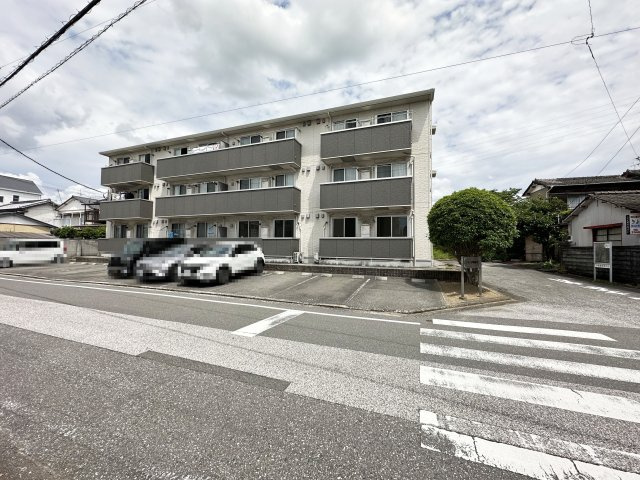 コモド伊勢崎Ⅱの外観