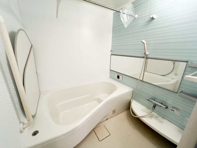 コモド伊勢崎Ⅱの浴室