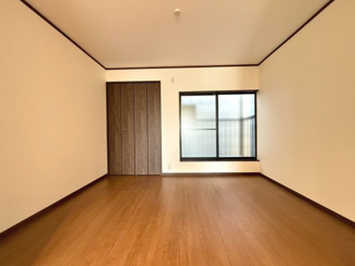 【居間・リビング】 | 右京区太秦和泉式部町