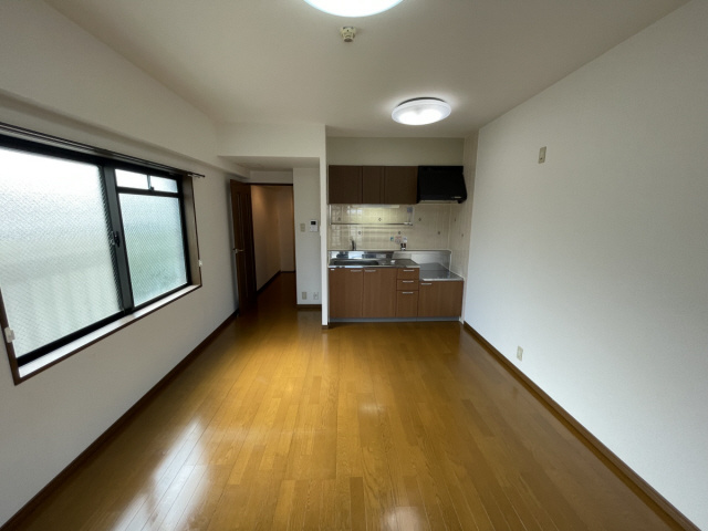 メルフィール岡本のその他