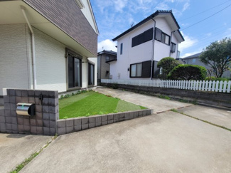 【駐車場】 | ４台駐車可（車種による）　角地なので駐車がラクラクです