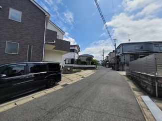 【前面道路含む現地写真】 | 角地なので駐車もラクラク